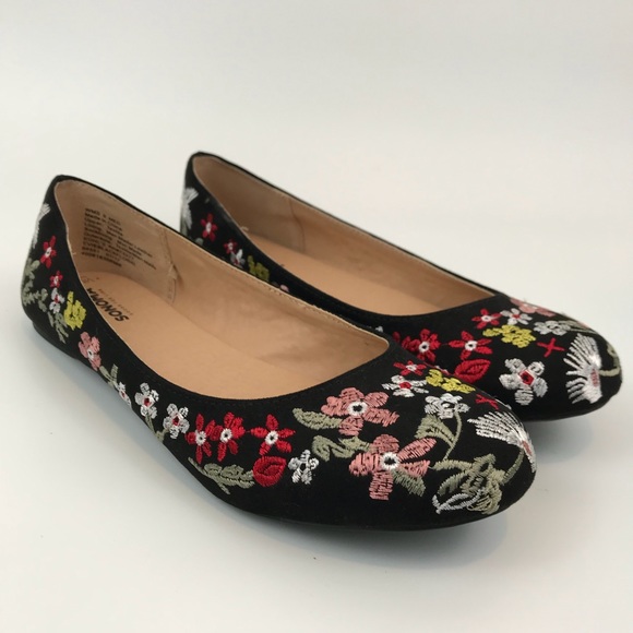 Sonoma Shoes - Sonoma Women’s Ballet Flats Black Floral Size 9